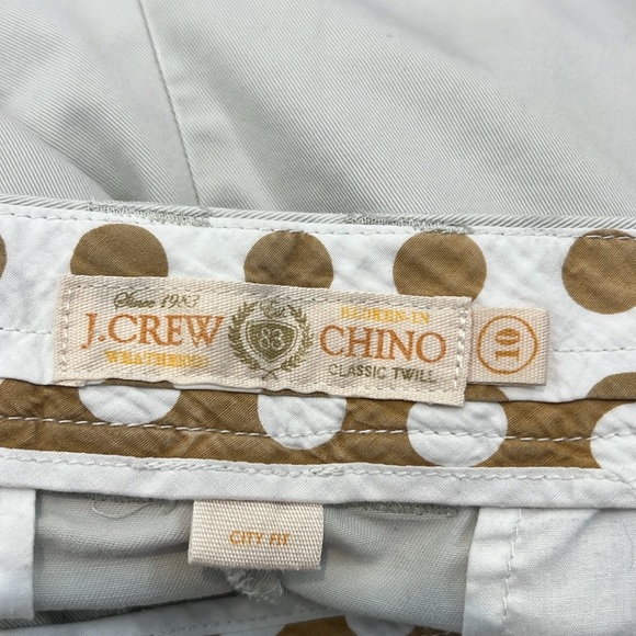 J. Crew City Fit Chino classic twill Tan Shorts Lightweight Casual size 10. - Picture 6 of 7